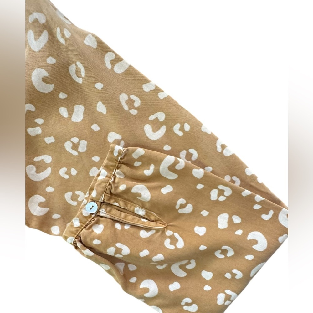 NWT Marine Layer Mustard Leopard Print Wrap Blouse SIZE Medium - Picture 5 of 8